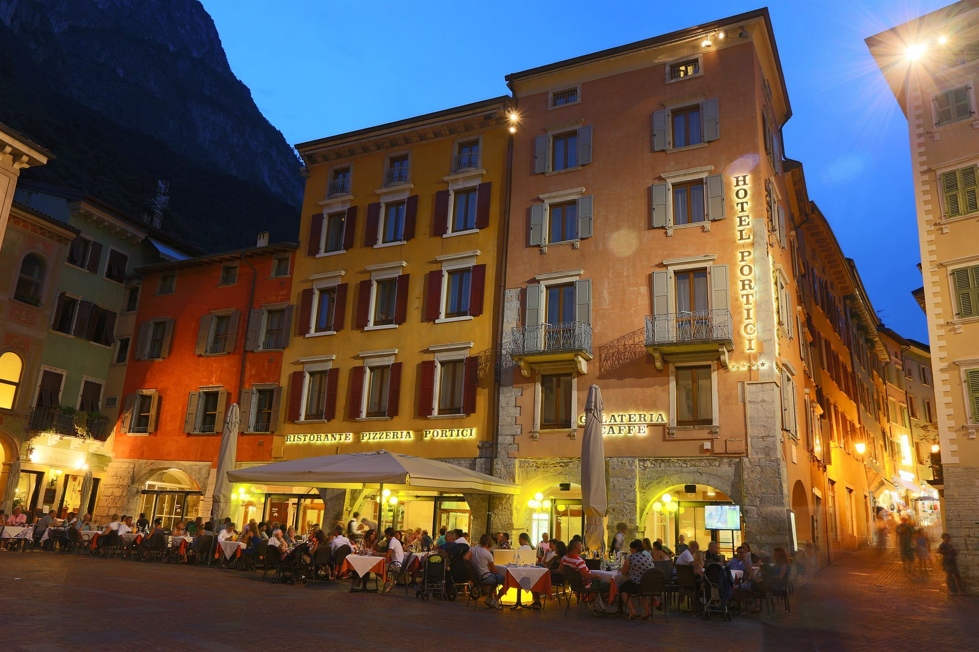 Portici - Romantik&wellness 4* Riva del Garda